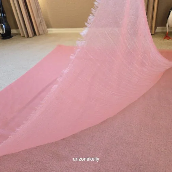 Ovcio Featherlight Cashmere Scarf in Azalea Pink - Picture 5 of 12